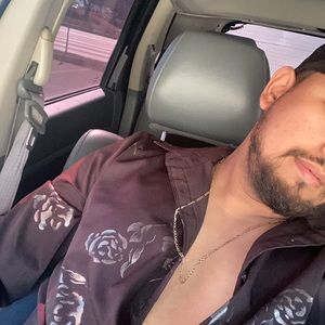 Meet your Posher, Javier